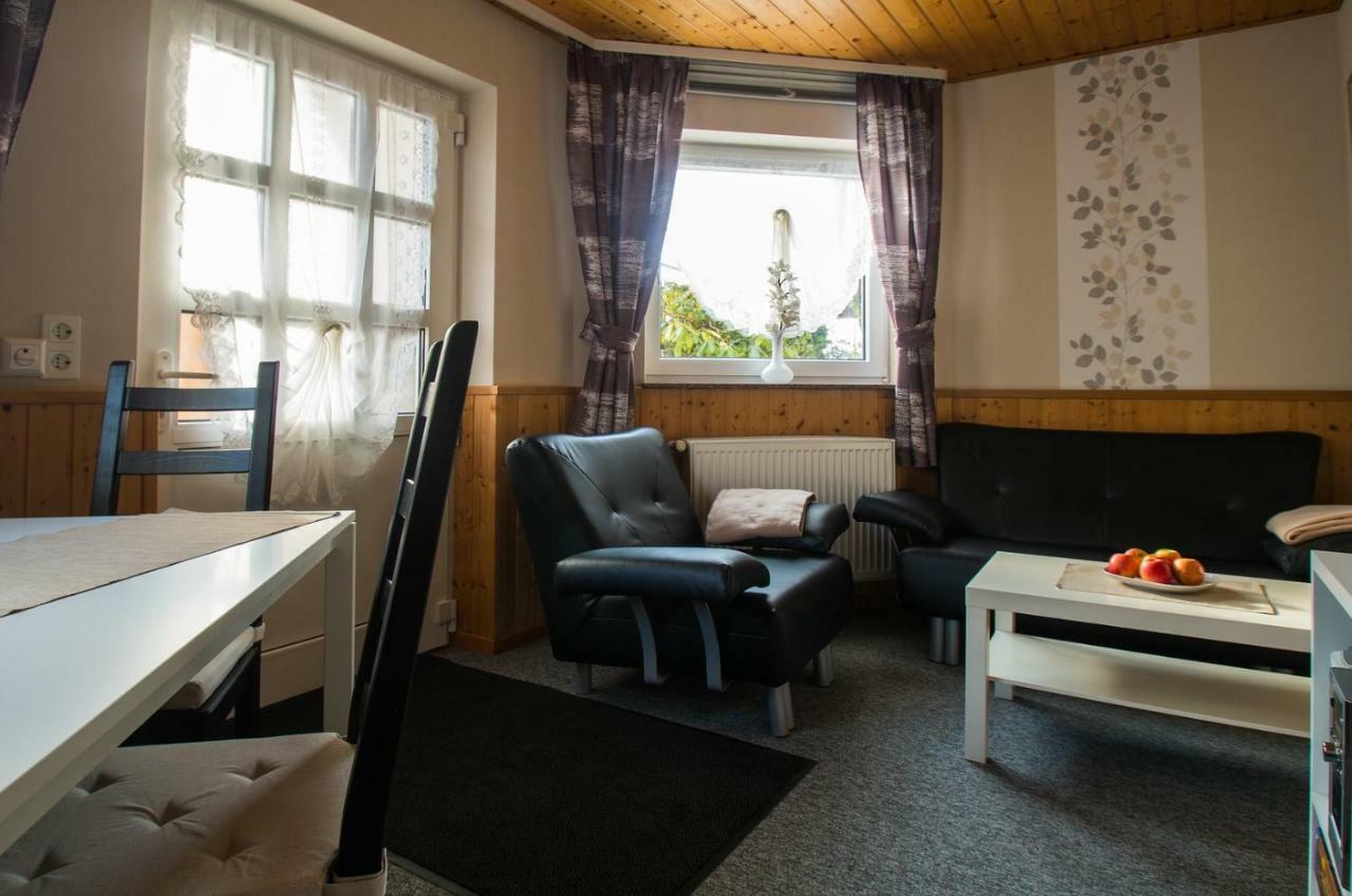 Ferienappartement Persang Gbr Eppenbrunn Exterior photo